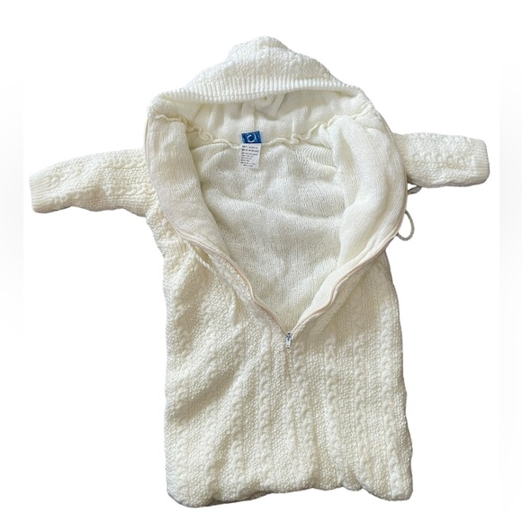 F.A.II. Vintage 70s Cream Boho Soft Knit Zip Up Hooded Infant Newborn Sleep Suit - Picture 3 of 6